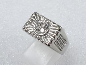 クリスタル　指輪(18号)